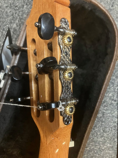 GUITARRAS CAMPS A-65 Gitarre vollmassiv Fichte/Palisander inkl. original CAMPS Case