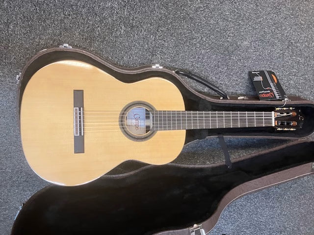 GUITARRAS CAMPS A-65 Gitarre vollmassiv Fichte/Palisander inkl. original CAMPS Case