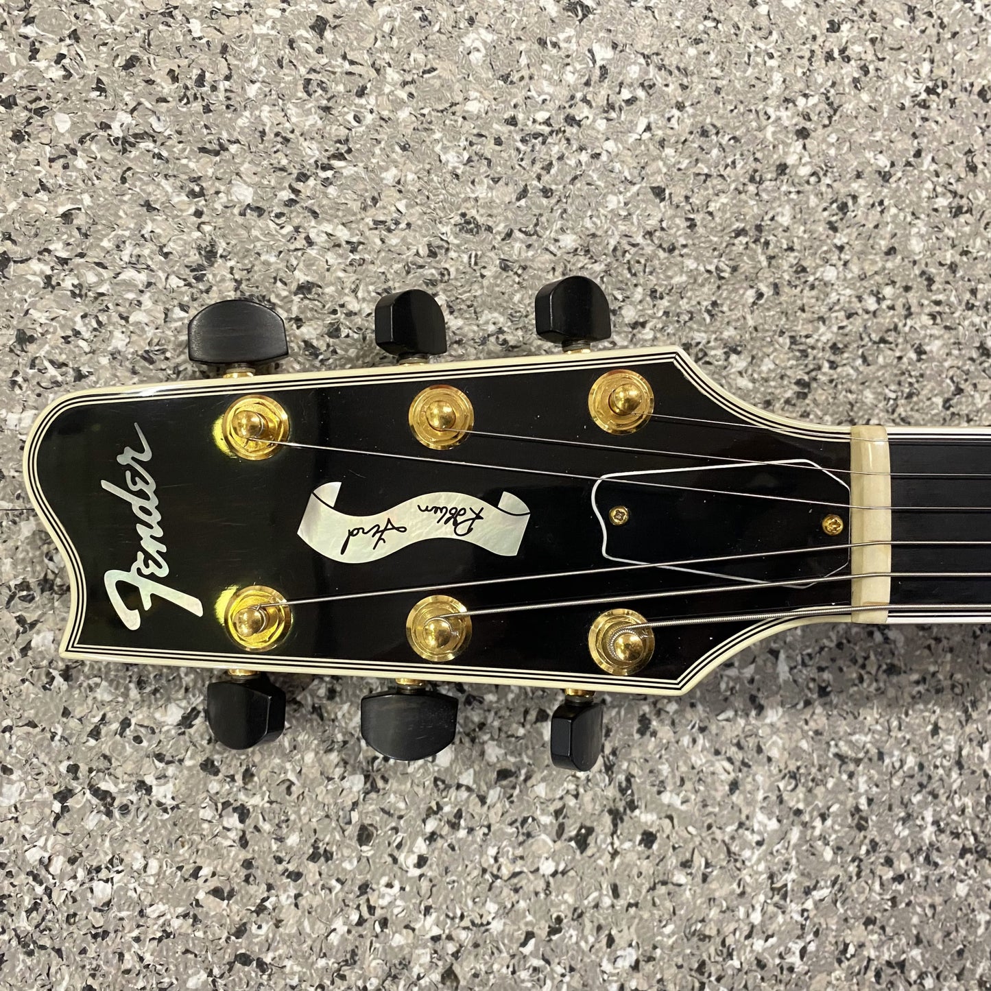 FENDER CUSTOM SHOP Robben Ford Ultra SP Greg Fessler Masterbuilt (1999)