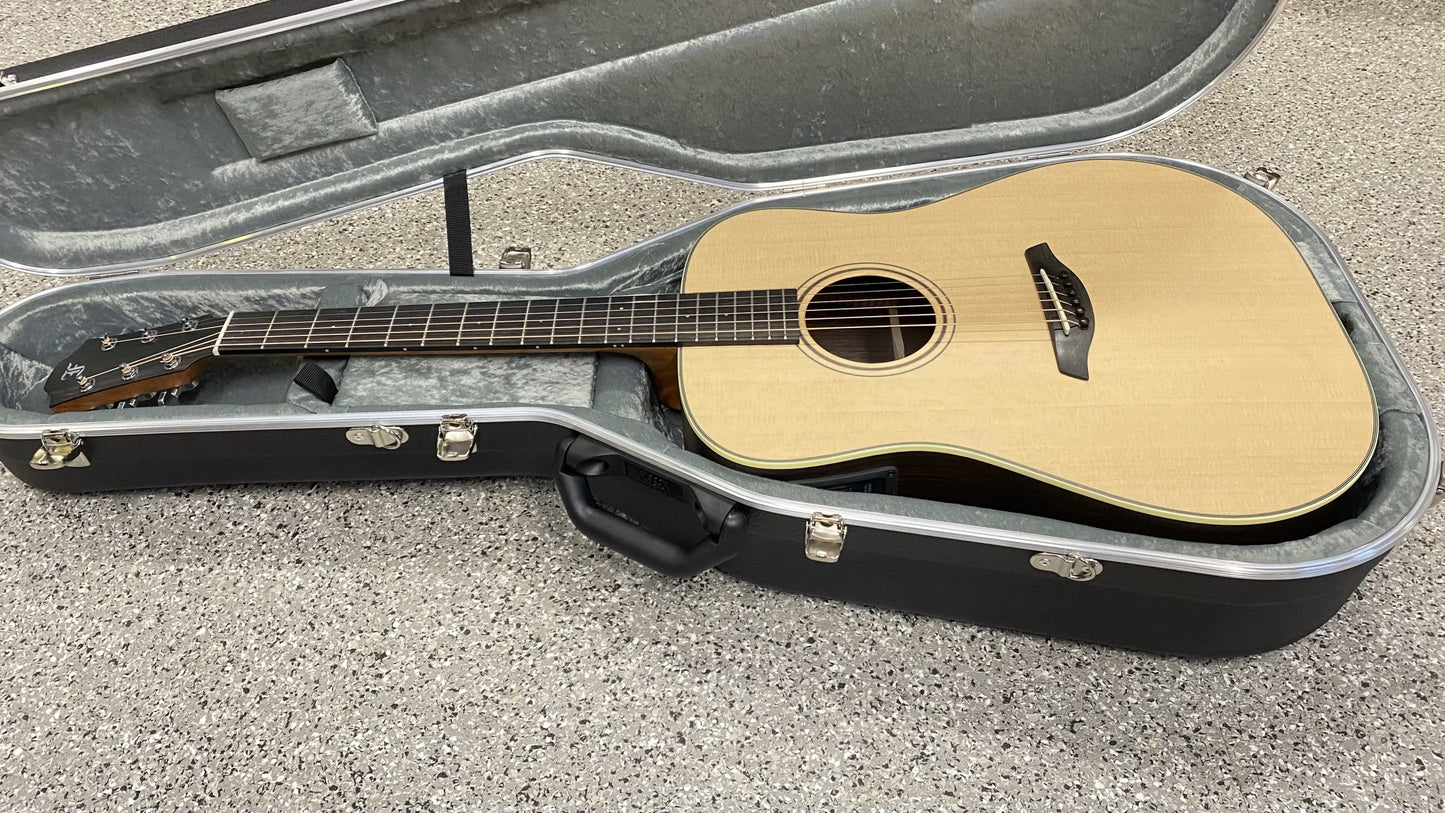 FURCH Green D-SRE mit LR BAGGS SP.Element und wahlweise Case oder GigBag Western-Gitarre