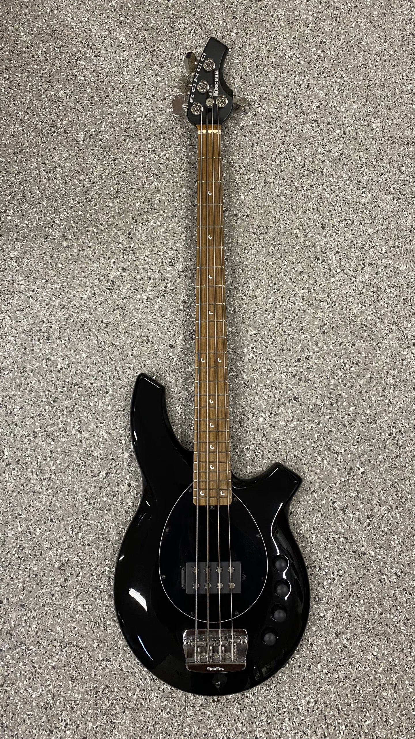 MusicMan Bongo 4 Black (Low B-Tuning) Bass
