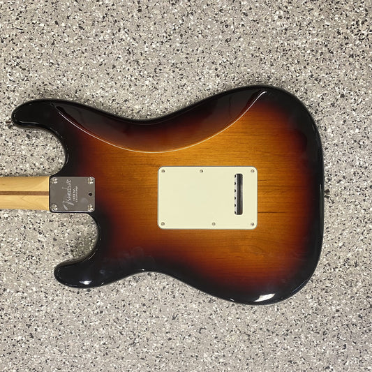 FENDER - American Professional Stratocaster Sunburst